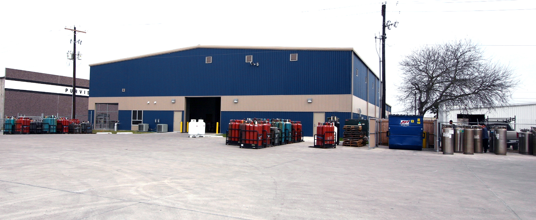 Weldinghouse exterior back